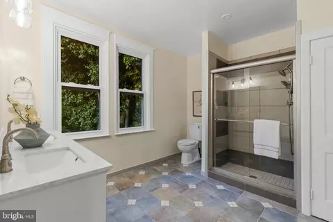 5115 Maple Park Ave, Baltimore, MD 21207 photo 22