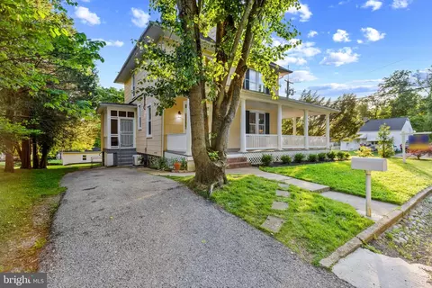 5115 Maple Park Ave, Baltimore, MD 21207 photo 4