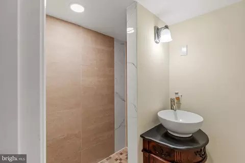 5115 Maple Park Ave, Baltimore, MD 21207 photo 33