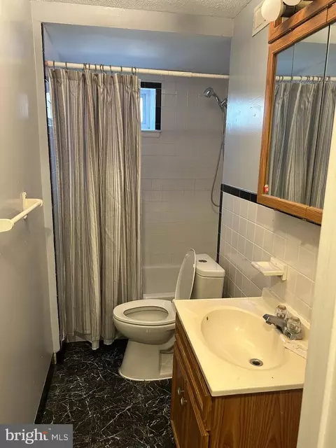 Bath - 2430 Frederick Ave, Baltimore, MD 21223 photo 2 of 2