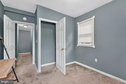 Entry Way - 2036 Walbrook Ave, Baltimore, MD 21217 photo 7 of 7