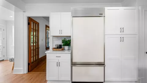 Kitchen - 535 W 40th St, Baltimore, MD 21211 photo 7 of 7