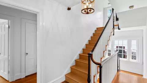 Entry Way - 535 W 40th St, Baltimore, MD 21211 photo 4 of 4