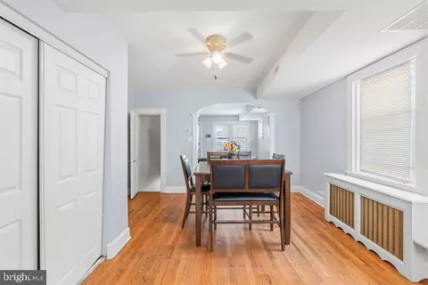 Entry Way - 4117 Granite Ave, Baltimore, MD 21206 photo 2 of 8