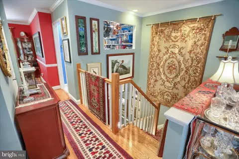 Entry Way - 5207 Downing Rd, Baltimore, MD 21212 photo 3 of 7