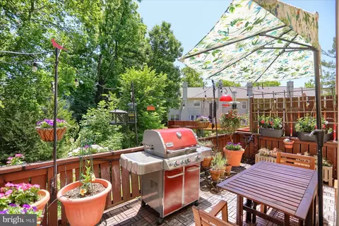 Exterior - 5207 Downing Rd, Baltimore, MD 21212 photo 5 of 6