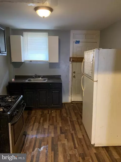 Entry Way - 2432 E Lafayette Ave, Baltimore, MD 21213 photo 1 of 1
