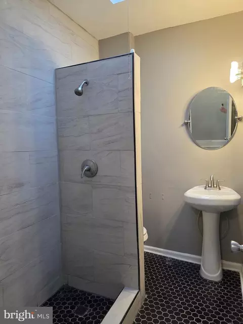 Bath - 1515 E 29th St, Baltimore, MD 21218 photo 2 of 2