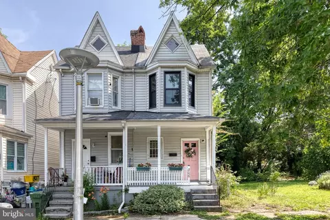 806 Homestead St, Baltimore, MD 21218