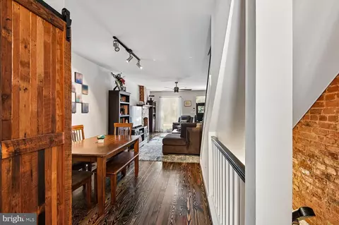 Entry Way - 1406 Jackson St, Baltimore, MD 21230 photo 1 of 4