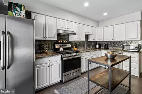 Kitchen - 1406 Jackson St, Baltimore, MD 21230 photo 2 of 2