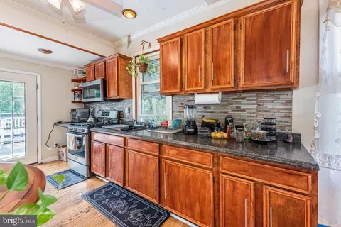 Kitchen - 2817 Hemlock Ave, Baltimore, MD 21214 photo 1 of 1