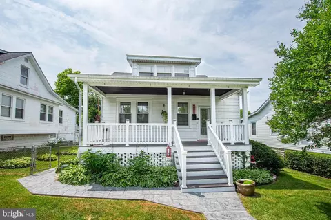 Exterior - 2817 Hemlock Ave, Baltimore, MD 21214 photo 7 of 8