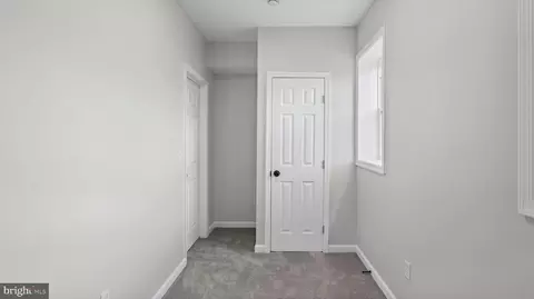 Entry Way - 3310 E Lombard St, Baltimore, MD 21224 photo 8 of 9
