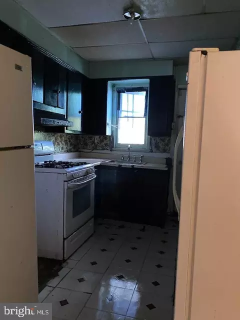 918 Appleton St, Baltimore, MD 21217 photo 7