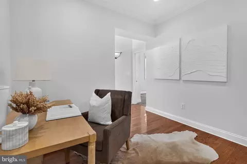 Entry Way - 2932 Dillon St, Baltimore, MD 21224 photo 5 of 5