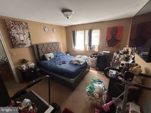 Bedroom - 3924 Edgewood Rd, Baltimore, MD 21215 photo 1 of 6