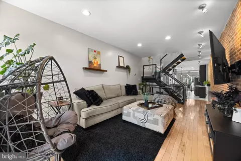 3208 Elliott St, Baltimore, MD 21224