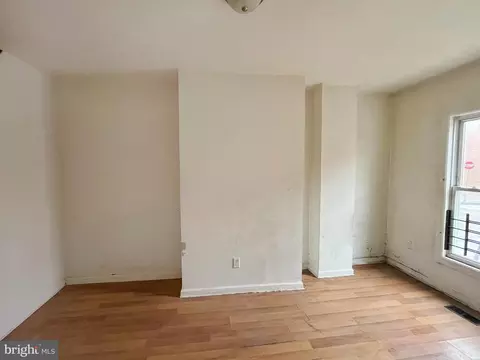 2452 Etting St, Baltimore, MD 21217 photo 4