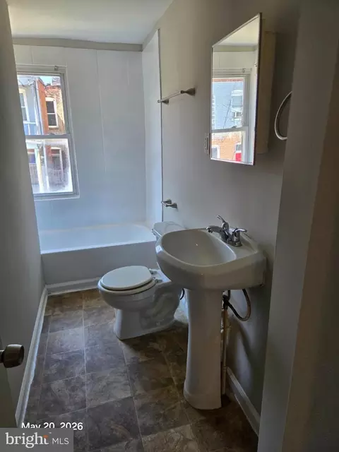 Bath - 2452 Etting St, Baltimore, MD 21217 photo 1 of 1