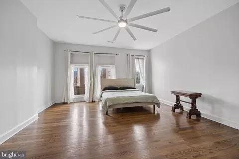 Bedroom - 2329 Eutaw Pl, Baltimore, MD 21217 photo 6 of 8