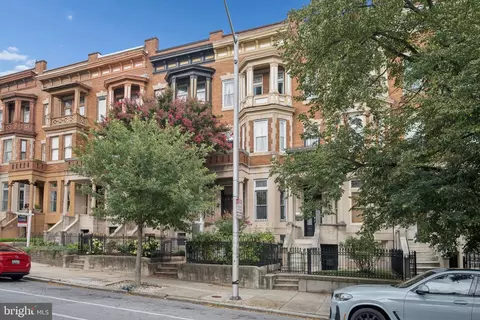 Exterior - 2329 Eutaw Pl, Baltimore, MD 21217 photo 5 of 6