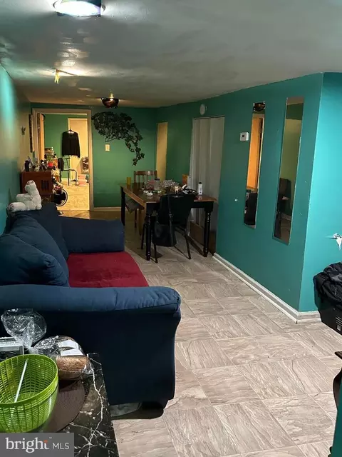 Entry Way - 2575 Edmondson Ave, Baltimore, MD 21223 photo 2 of 2