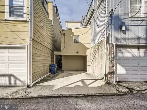 Exterior - 1129 William St, Baltimore, MD 21230 photo 3 of 3