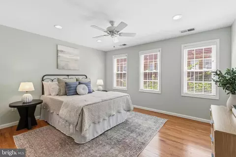 Bedroom - 1129 William St, Baltimore, MD 21230 photo 1 of 2