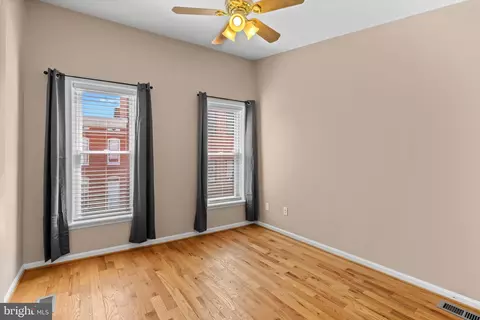 Bedroom - 1232 Patapsco St, Baltimore, MD 21230 photo 3 of 5