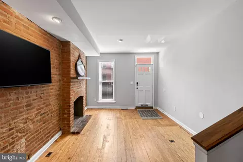 Living - 1232 Patapsco St, Baltimore, MD 21230 photo 3 of 4