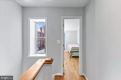 Entry Way - 1232 Patapsco St, Baltimore, MD 21230 photo 6 of 8