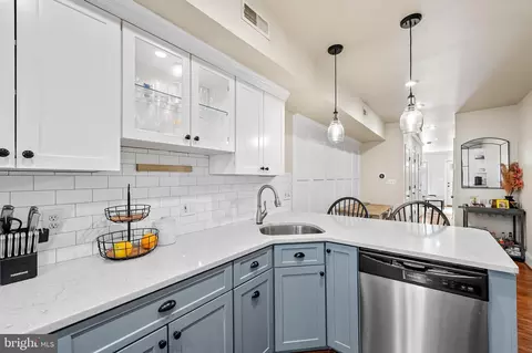 Kitchen - 908 S Decker Ave, Baltimore, MD 21224 photo 7 of 7
