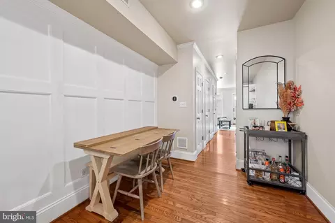 Entry Way - 908 S Decker Ave, Baltimore, MD 21224 photo 2 of 3