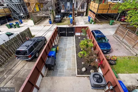Exterior - 2736 N Calvert St, Baltimore, MD 21218 photo 5 of 11