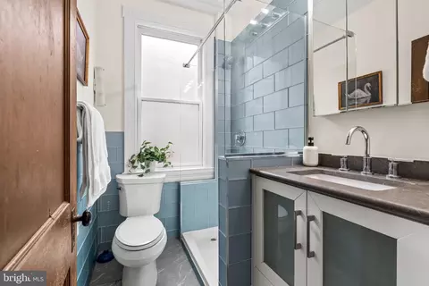 Bath - 2736 N Calvert St, Baltimore, MD 21218 photo 4 of 7