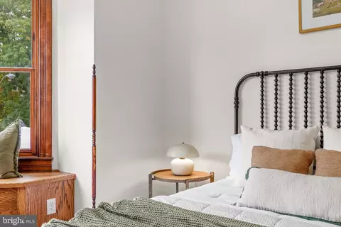 Bedroom - 2736 N Calvert St, Baltimore, MD 21218 photo 3 of 12