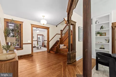 Entry Way - 2736 N Calvert St, Baltimore, MD 21218 photo 7 of 21