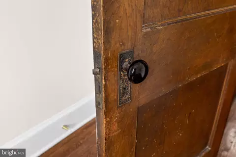 Entry Way - 2736 N Calvert St, Baltimore, MD 21218 photo 21 of 21