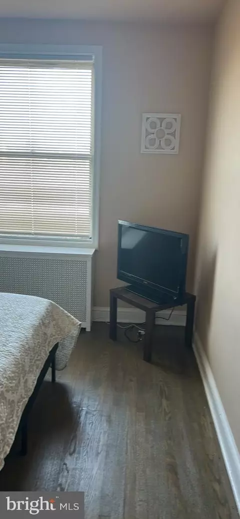 Bedroom - 3444 Erdman Ave, Baltimore, MD 21213 photo 10 of 24