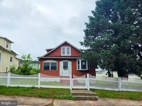 2640 Ridgely St, Baltimore, MD 21230