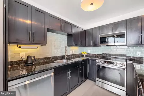 Kitchen - 1200 Steuart St #514, Baltimore, MD 21230 photo 1 of 6