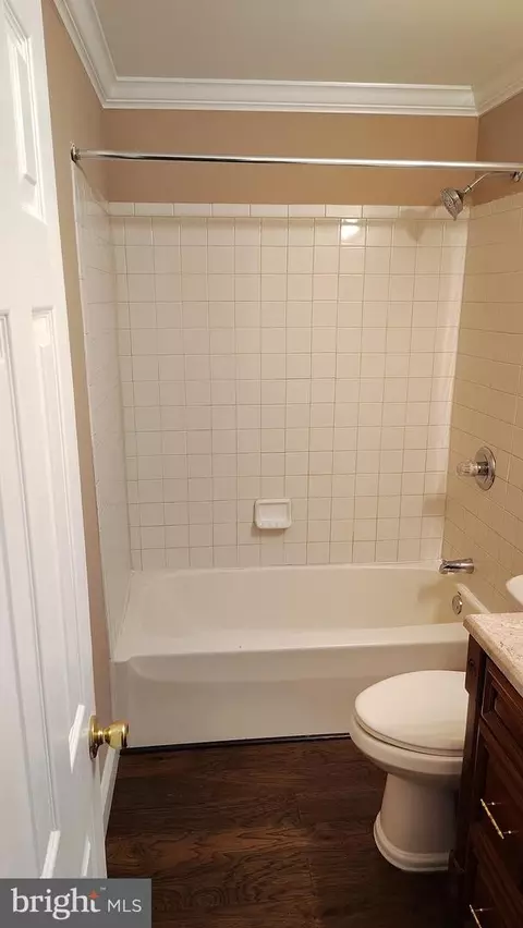 Bath - 1405 Ramsay St, Baltimore, MD 21223 photo 1 of 1