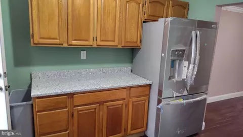 Entry Way - 1405 Ramsay St, Baltimore, MD 21223 photo 10 of 15
