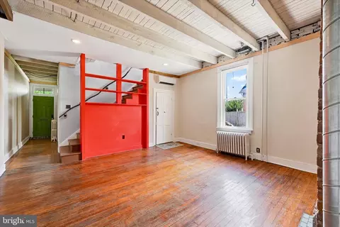 Living - 3600 Hooper Ave, Baltimore, MD 21211 photo 2 of 3