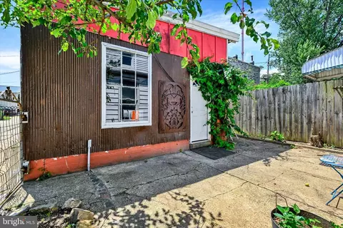 Exterior - 3600 Hooper Ave, Baltimore, MD 21211 photo 4 of 6