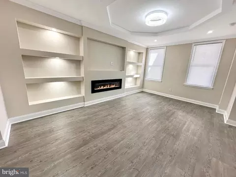 Living - 1724 E 25th St, Baltimore, MD 21213 photo 3 of 4