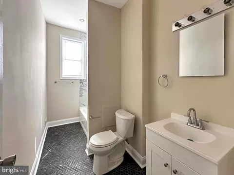 Bath - 1724 E 25th St, Baltimore, MD 21213 photo 3 of 3