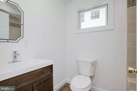Bath - 3607 4th St, Baltimore, MD 21225 photo 3 of 4