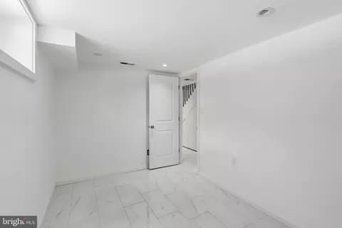3399 Dulany St, Baltimore, MD 21229 photo 21